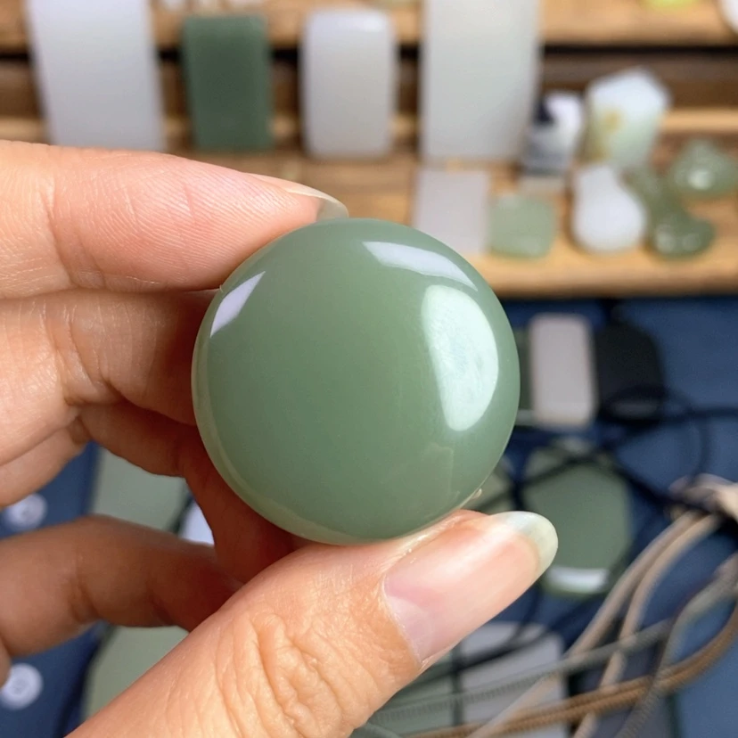 【闪购商品】颈饰未镶嵌和田玉她*