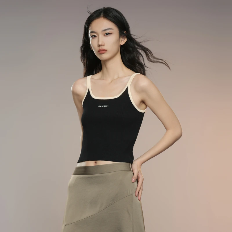 XG雪歌秋季新款背心紧身休闲外穿短款时尚百搭女生韩系ins衣服