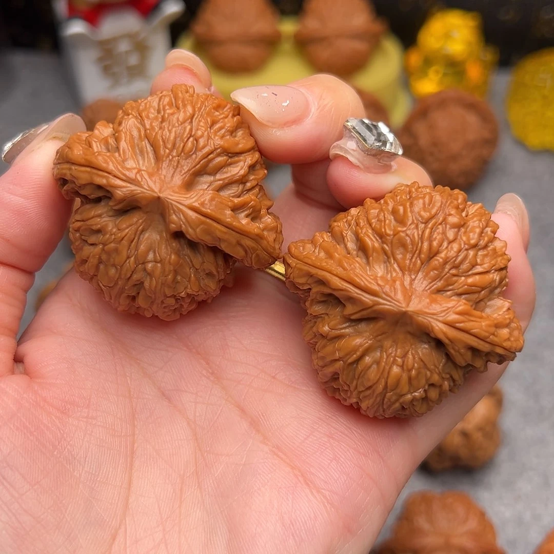 把件文玩核桃芝**爷毕业精品精配南疆石45全品粗筋爆肉