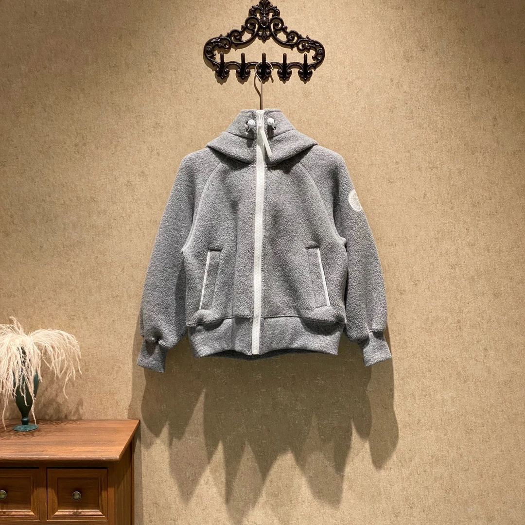 99新 CANADA GOOSE 灰色羊毛刺绣徽标飞行员夹克外套/m码/39300