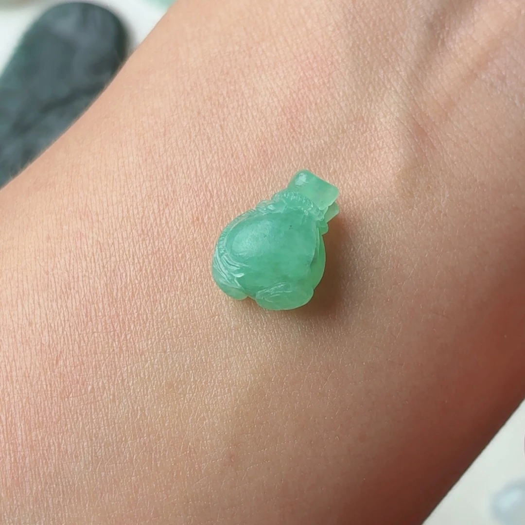 未镶嵌定制翡翠包