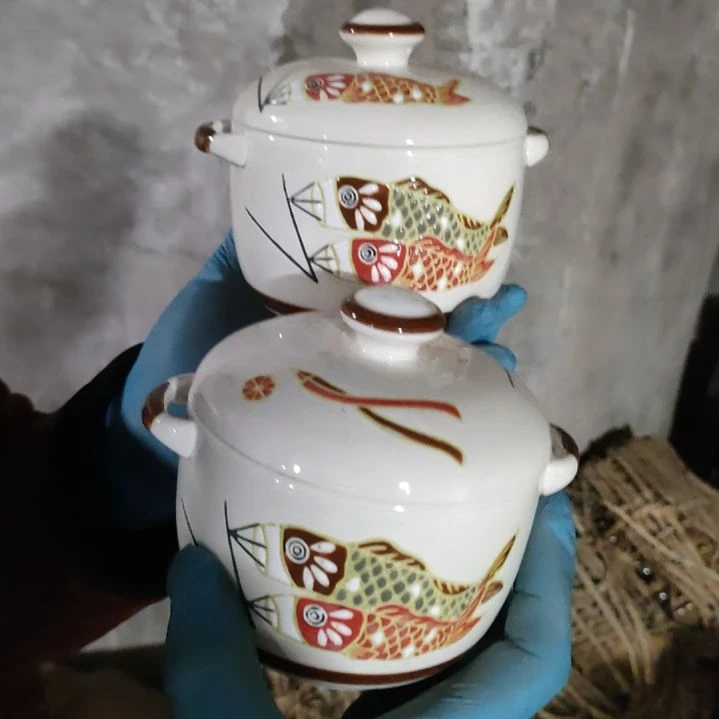 摆件陶瓷盘子碗啥都有