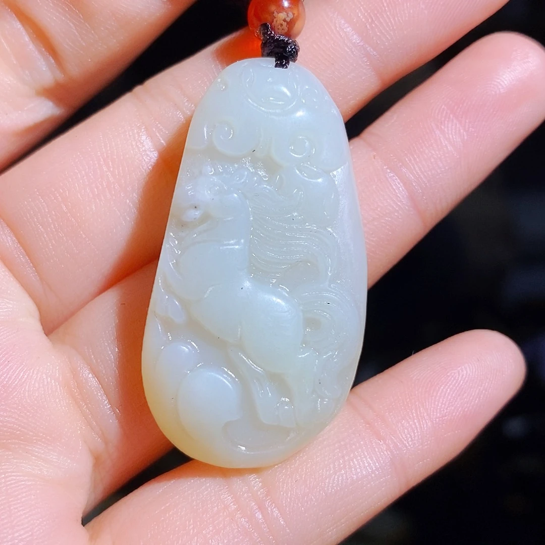 和田玉颈饰未镶嵌