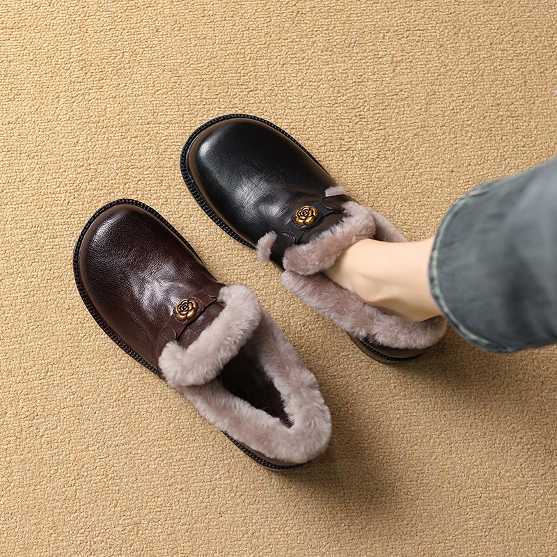 VICEN FIFI4cm/2025冬新款复古毛绒乐福鞋女一脚蹬加绒豆豆鞋单鞋