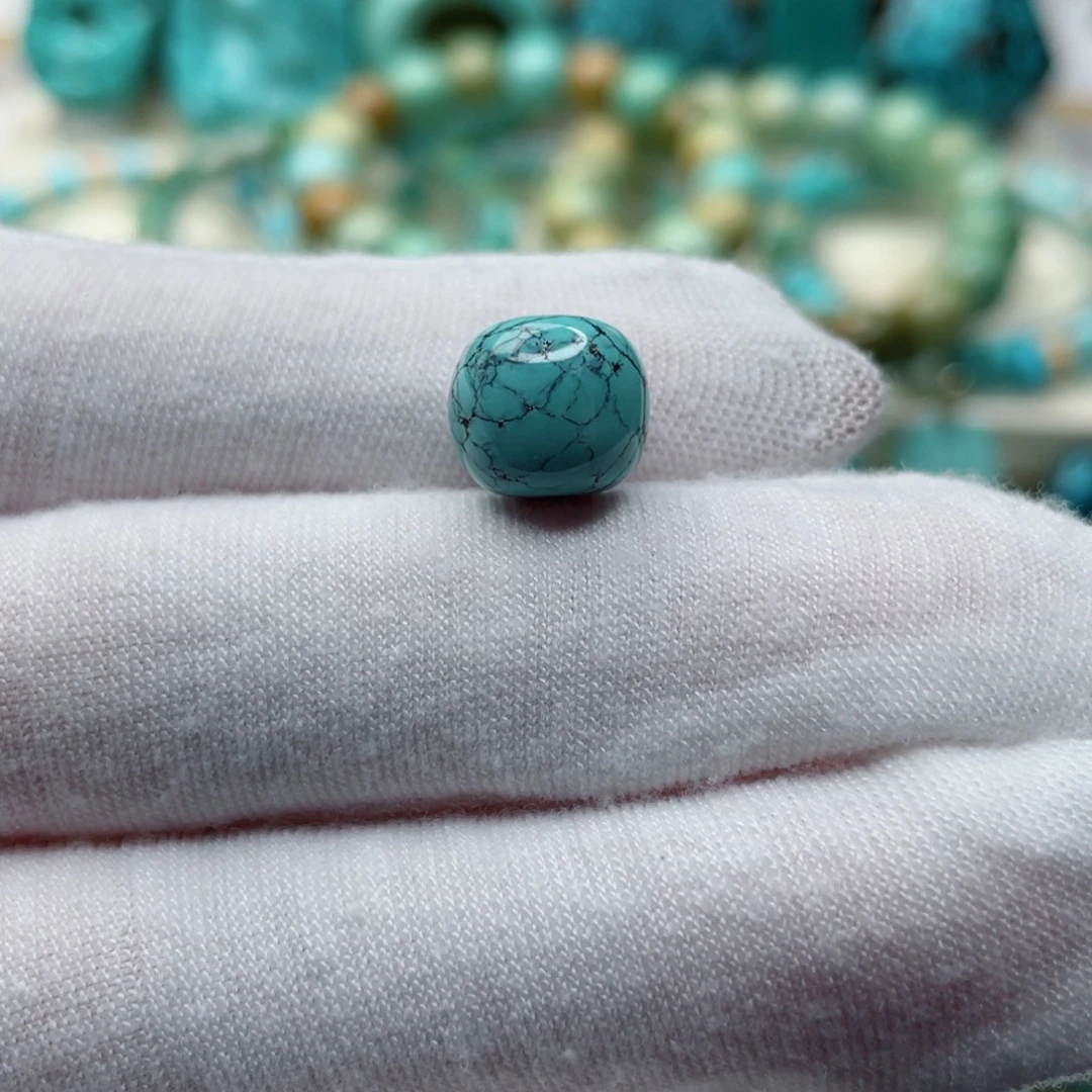 绿松石未镶嵌珠宝奇石10.5