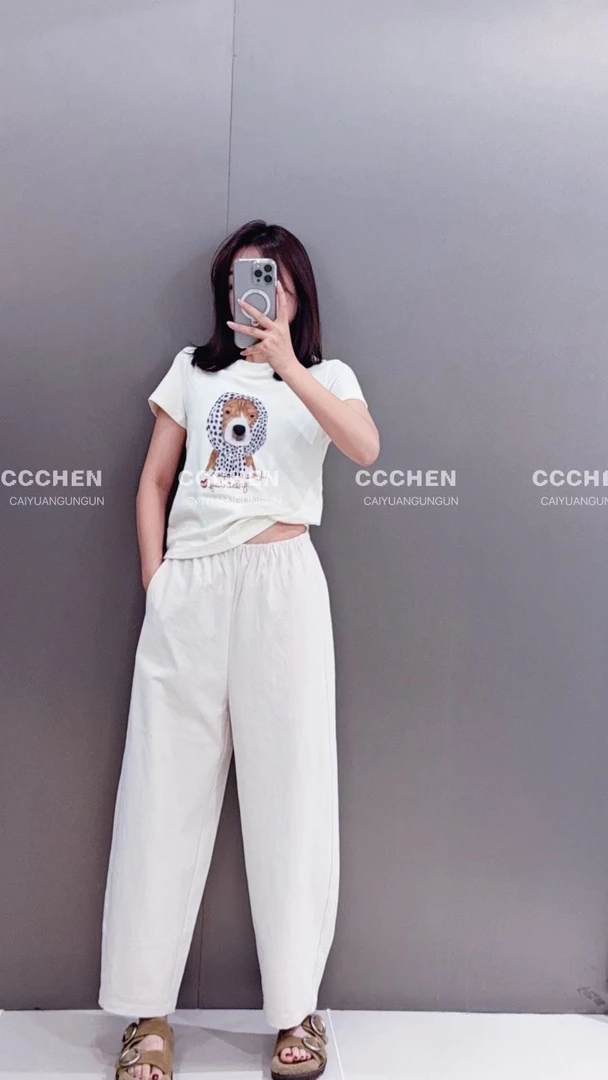 『CCCHEN』2025秋冬上新围巾狗狗图案磨毛T桖