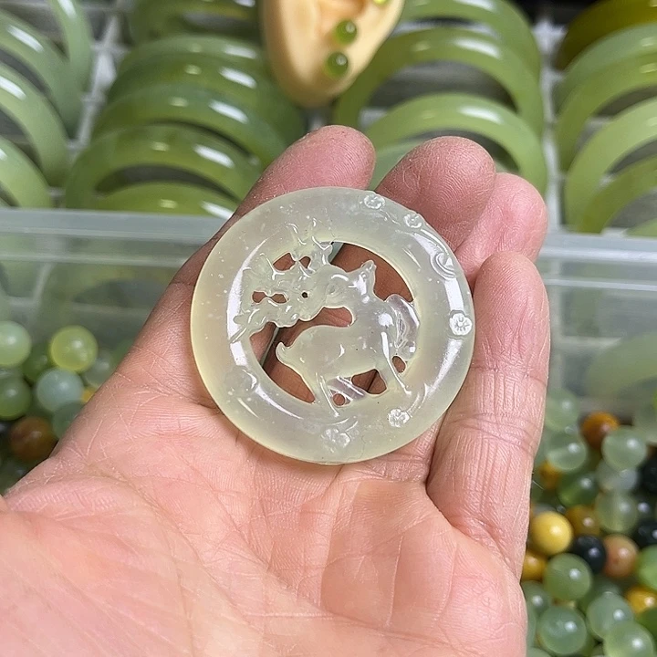 合金蛇纹石玉颈饰