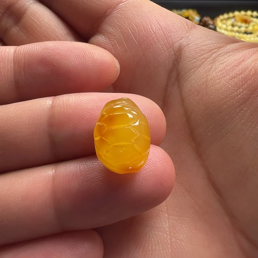 蜜蜡颈饰未镶嵌富甲