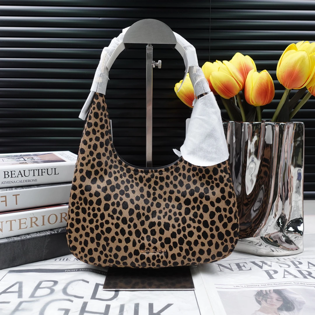 95新 MICHAEL KORS/迈克高仕 单肩包/T10288746