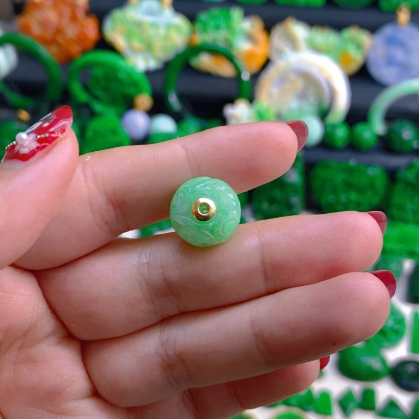 【闪购商品】翡翠18K金镶嵌颈饰吊坠