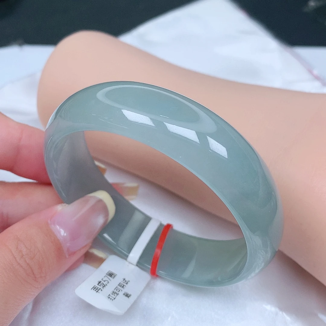 【闪购商品】翡翠手镯未镶嵌，57