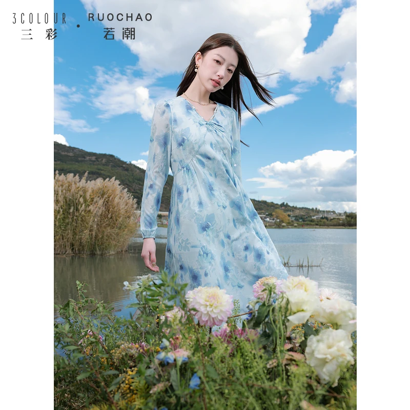 大码女装2025春季新款法式度假V领印花连衣裙收腰胖MM