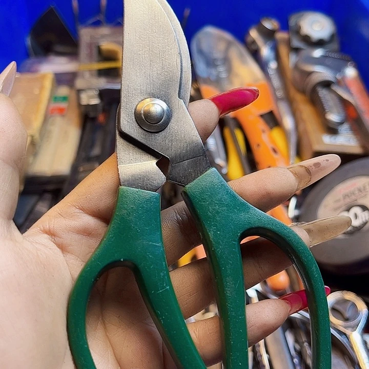 小***头五金园艺工具闪购