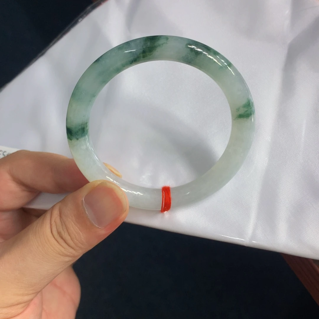 未镶嵌手镯（圆镯）翡翠翡翠手镯