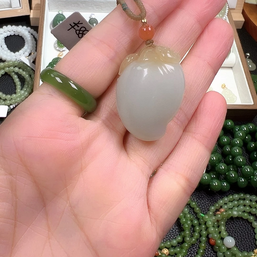 和田玉未镶嵌吊坠(不含链)