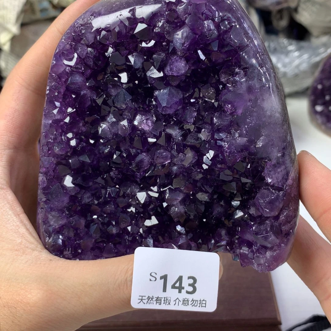 紫晶大型摆件（非配饰）未镶嵌