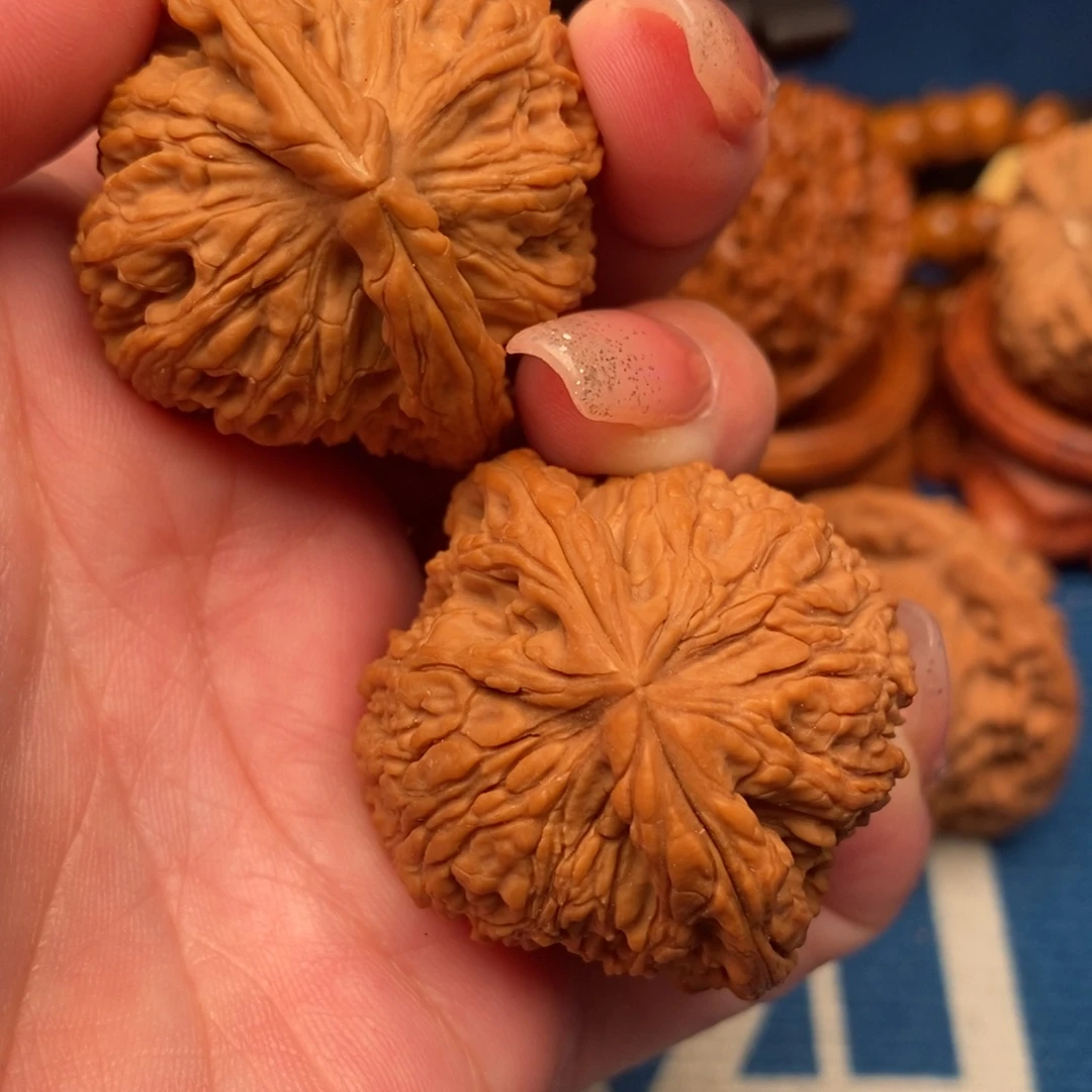 九***龙吊坠文玩核桃南疆