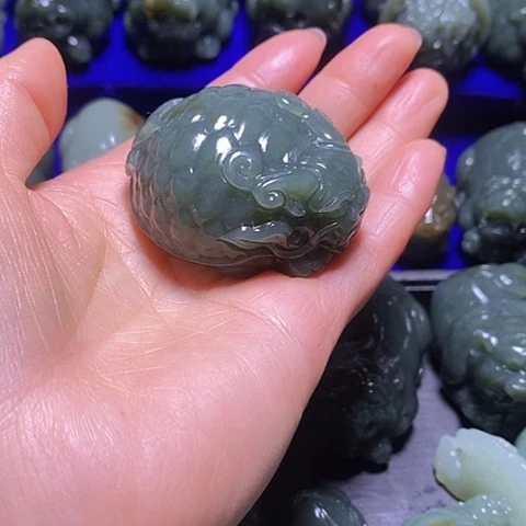 未镶嵌和田玉（糖玉）珠宝奇石