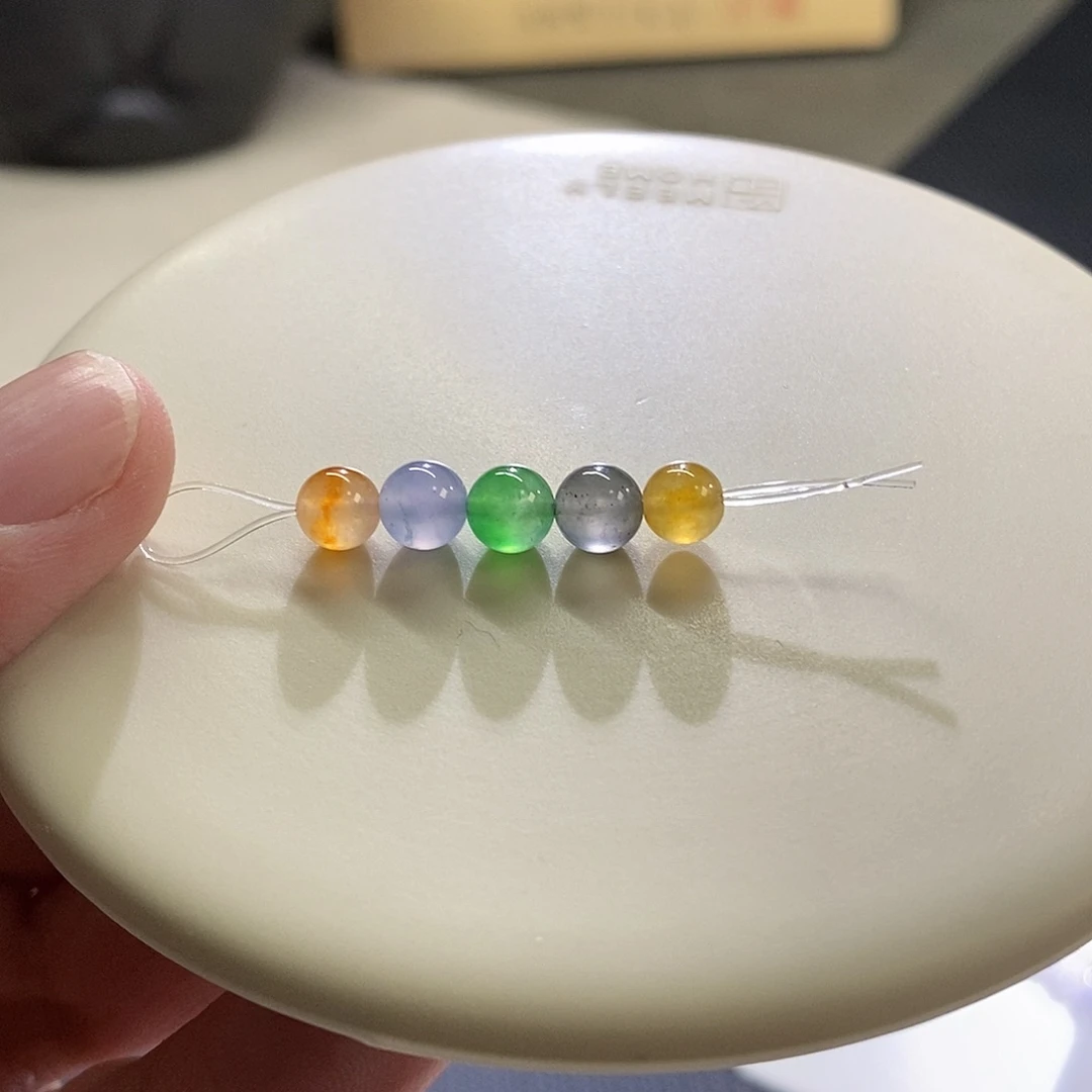 翡翠挂件未镶嵌一手高冰