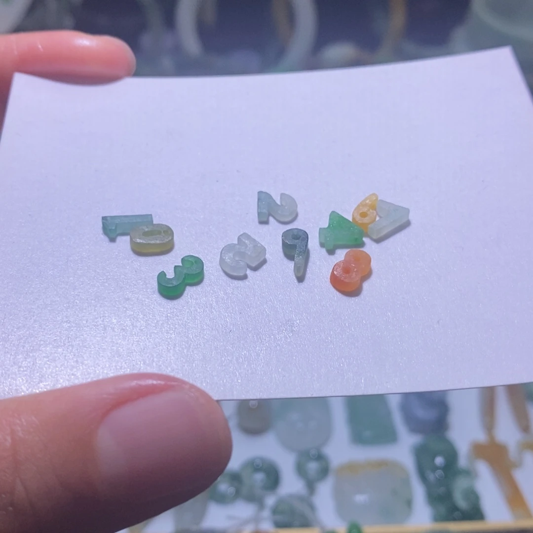 定制翡翠未镶嵌毛货