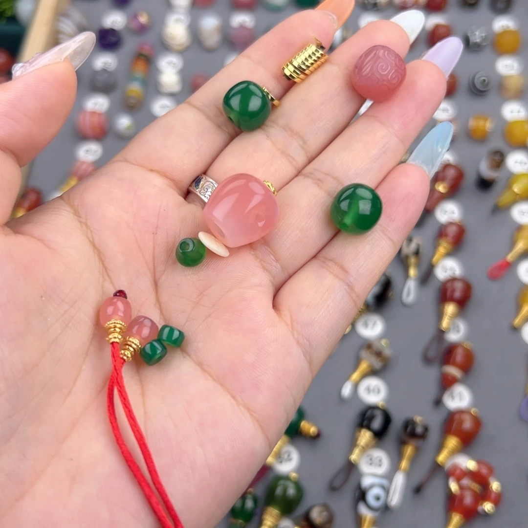 玛瑙/玉髓饰品未镶嵌l****a