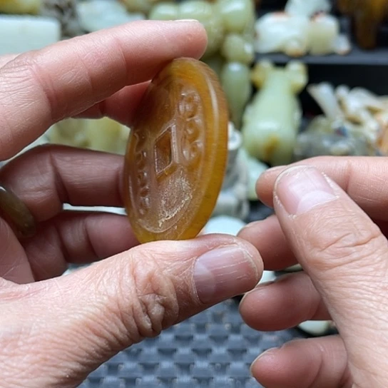 和田玉（糖玉）未镶嵌挂件