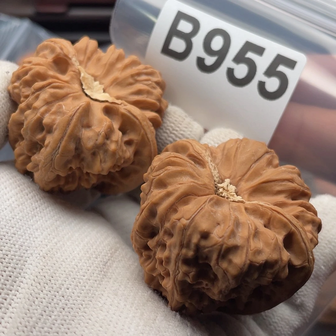 【闪购商品】文玩核桃吊坠B955全品凹底45