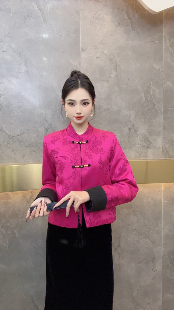 3156新国潮金线拼接刺绣外套.