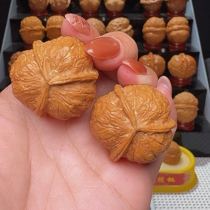 把件文玩核桃三棱34尺…………06号