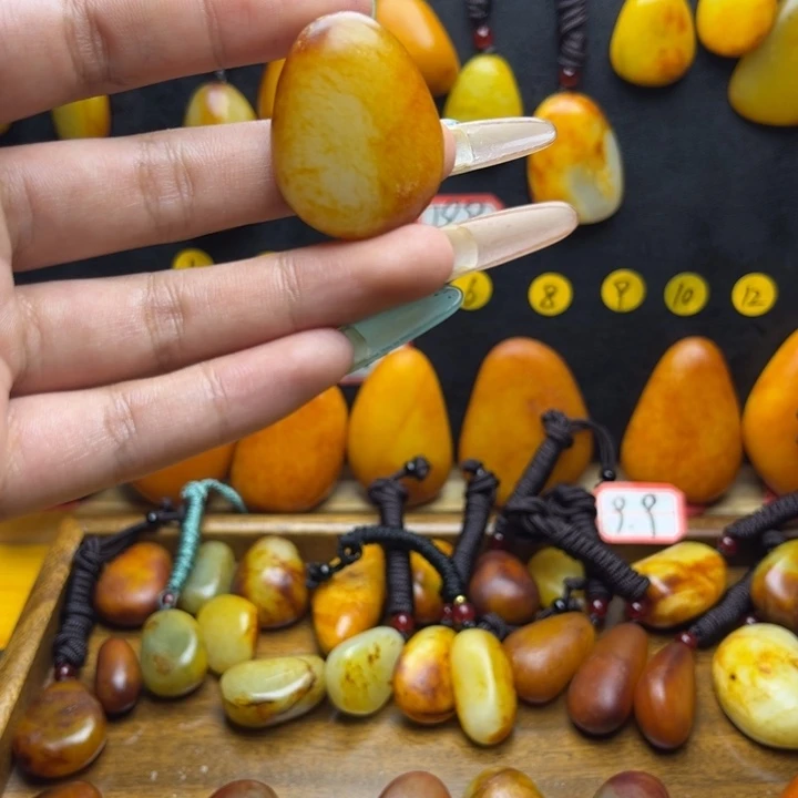和田玉（糖玉）未镶嵌珠宝半成品