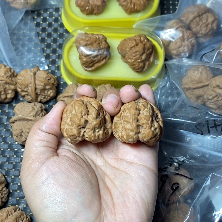 文玩核桃把件蛤蟆38全