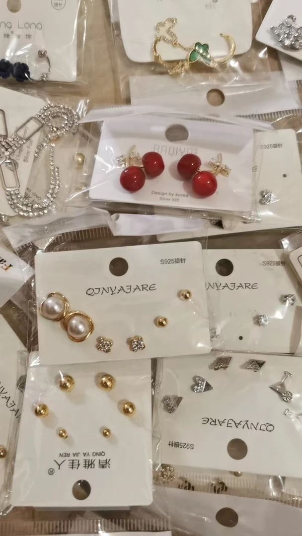 合金耳饰 耳钉耳坠饰品水果精致银针轻奢可爱 多样性 只发一个