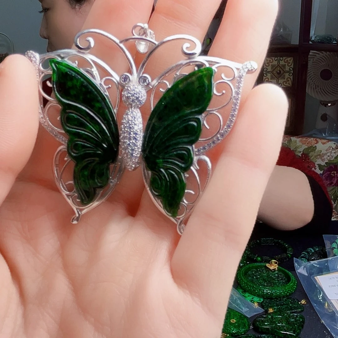 颈饰银S925镶嵌翡翠多样性