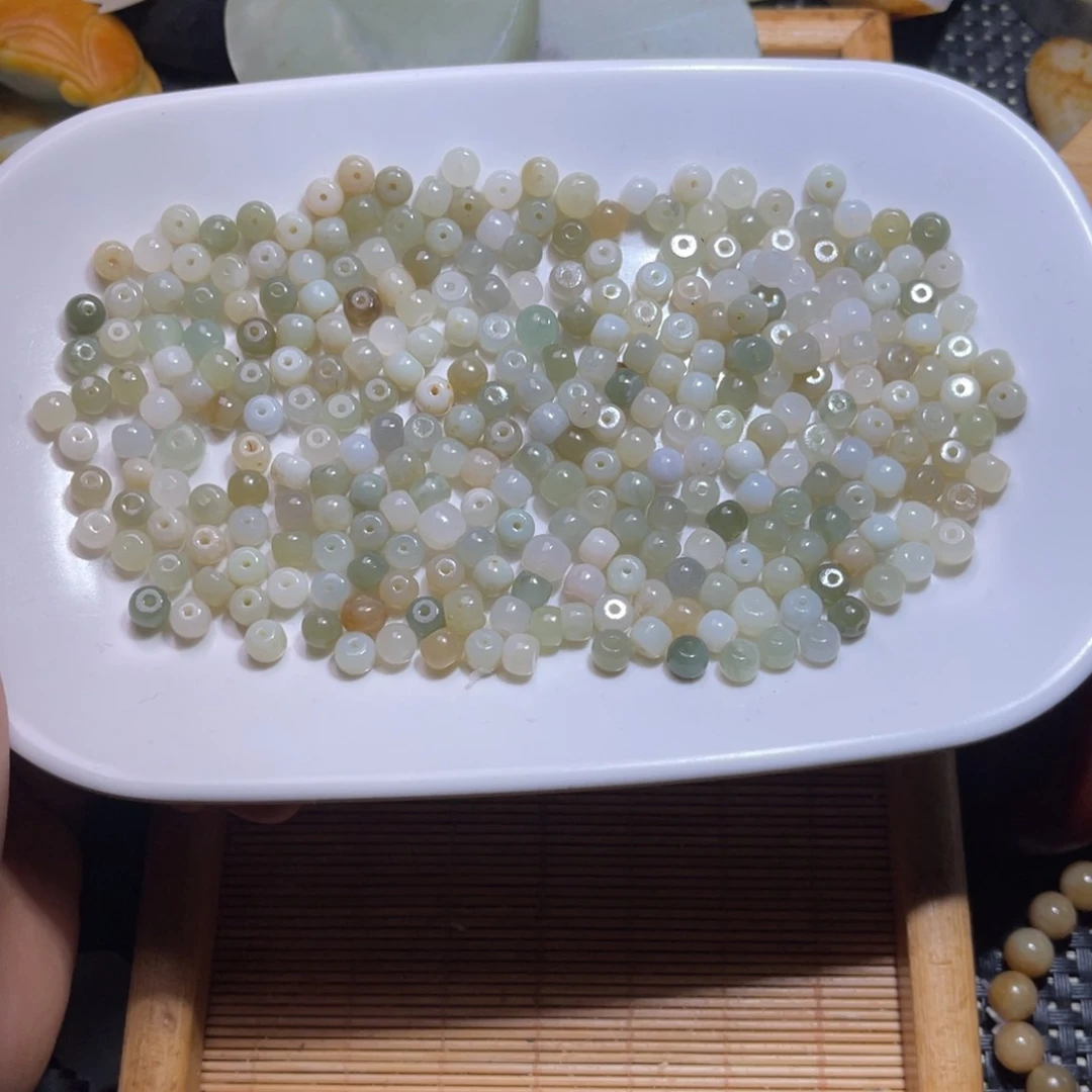 未镶嵌和田玉车挂