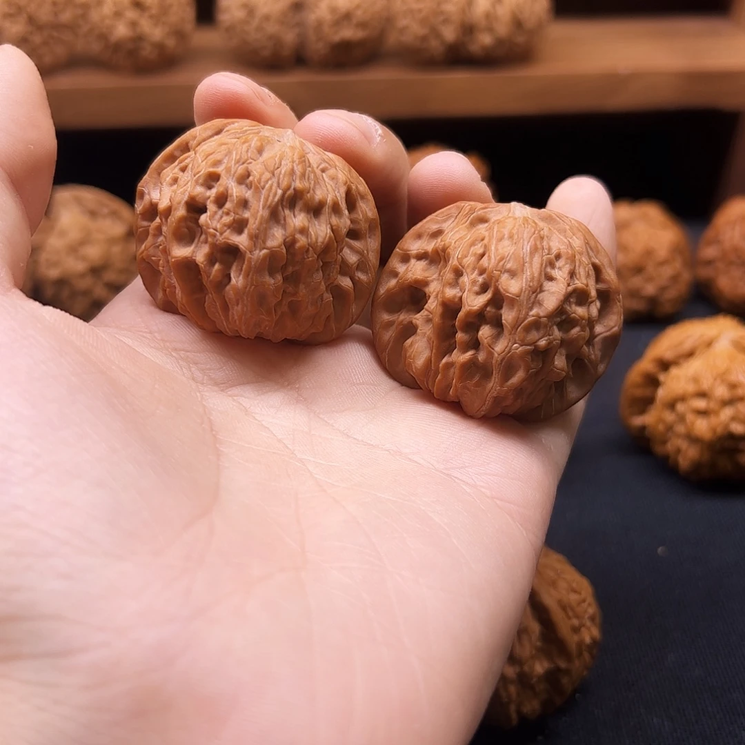 核桃把件山地磨盘41全品红皮