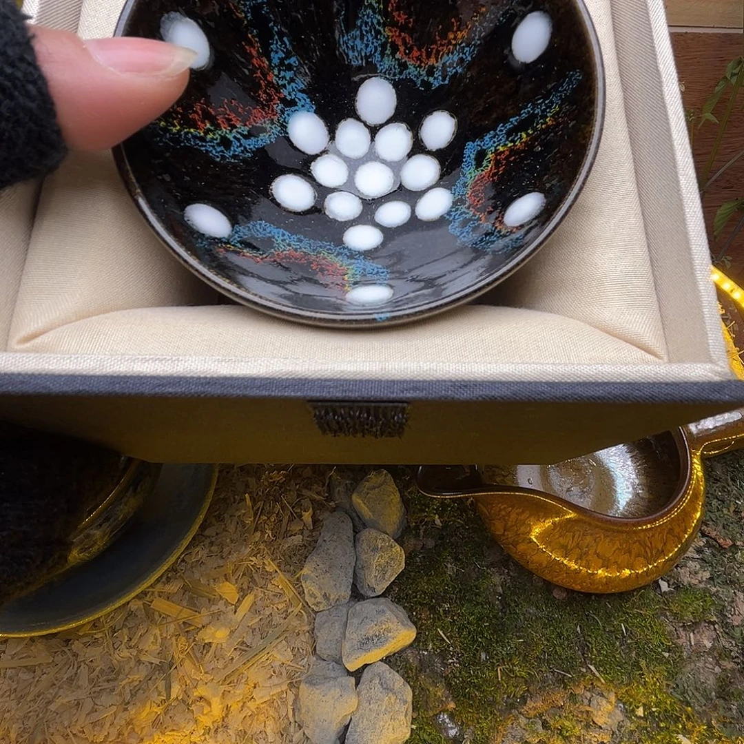 茶盏在你面前装不出个男人了啊喂