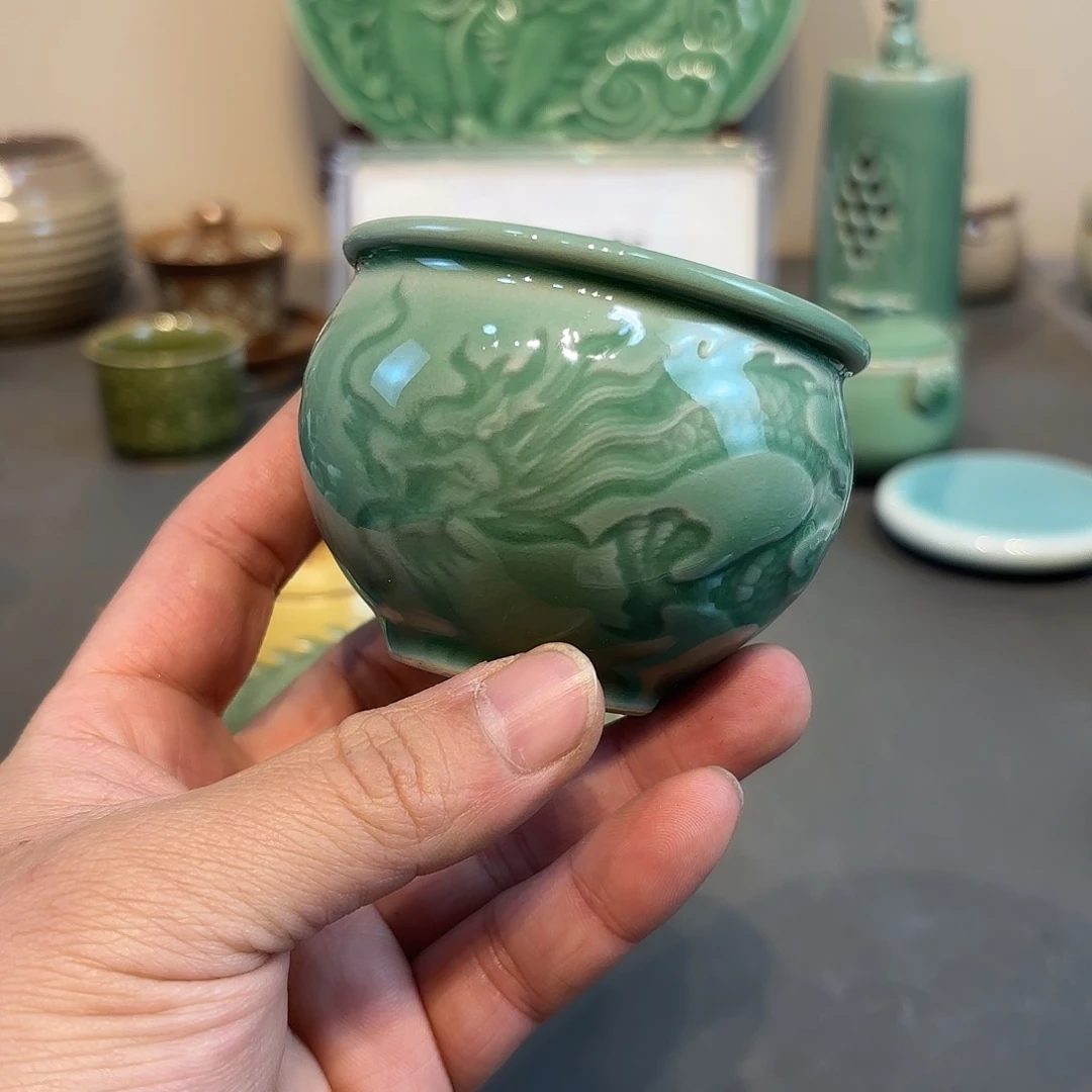 瓷片龙泉青瓷福利青瓷