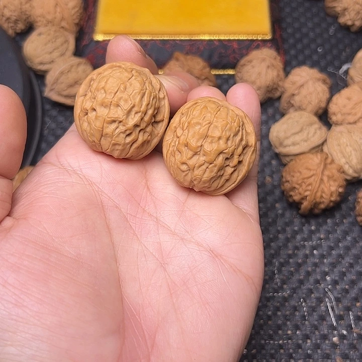 文玩核桃吊坠甲骨文