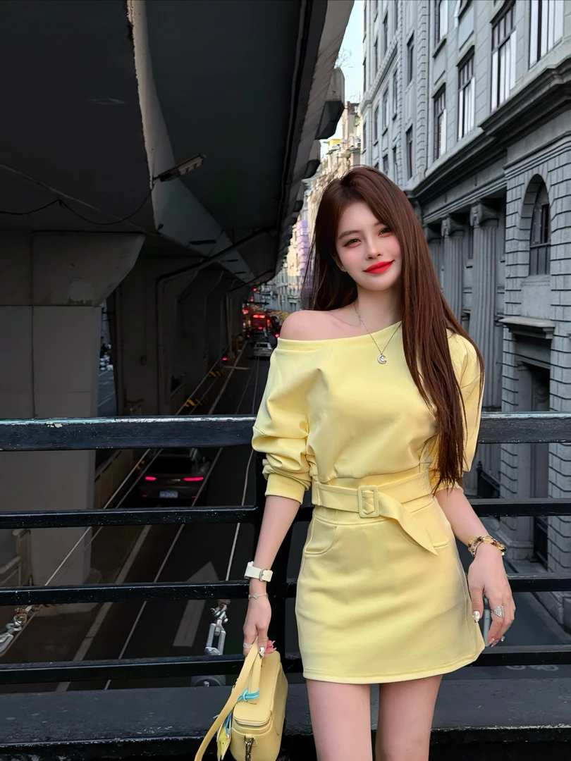 【十一家】原创芝士小岛一字肩腰带短款上衣设计感+半裙套装E2945