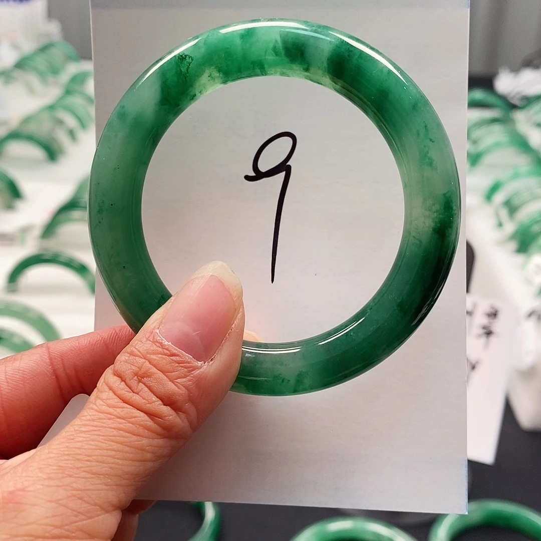 石英质玉未镶嵌手镯52.2圈口手镯