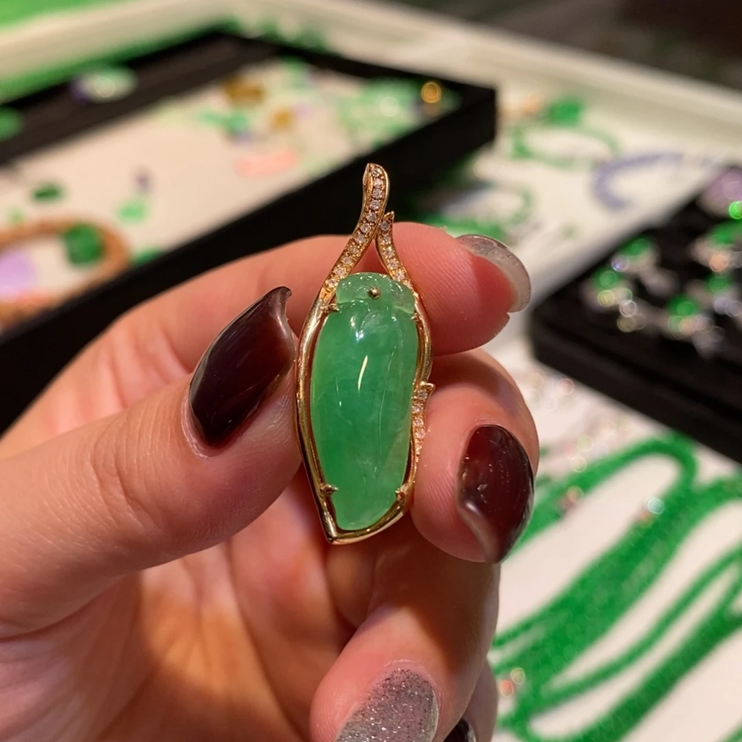 翡翠18K金镶嵌吊坠(不含链)满绿吊坠