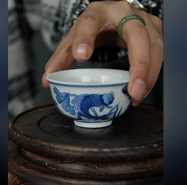 景德镇国营好瓷推荐官青花鱼藻纹主人杯201