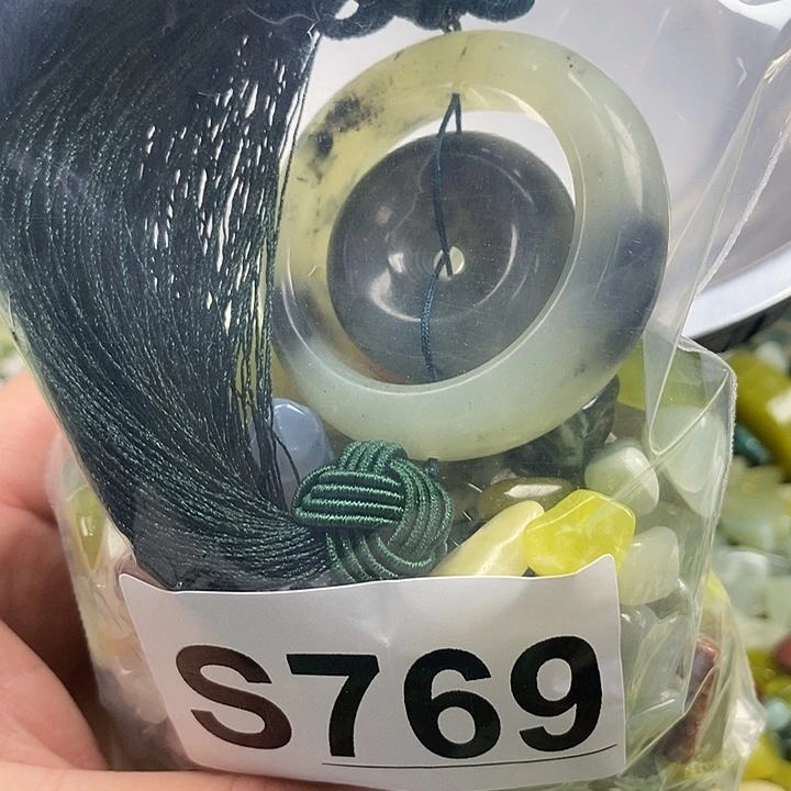 未镶嵌蛇纹石玉鱼缸石