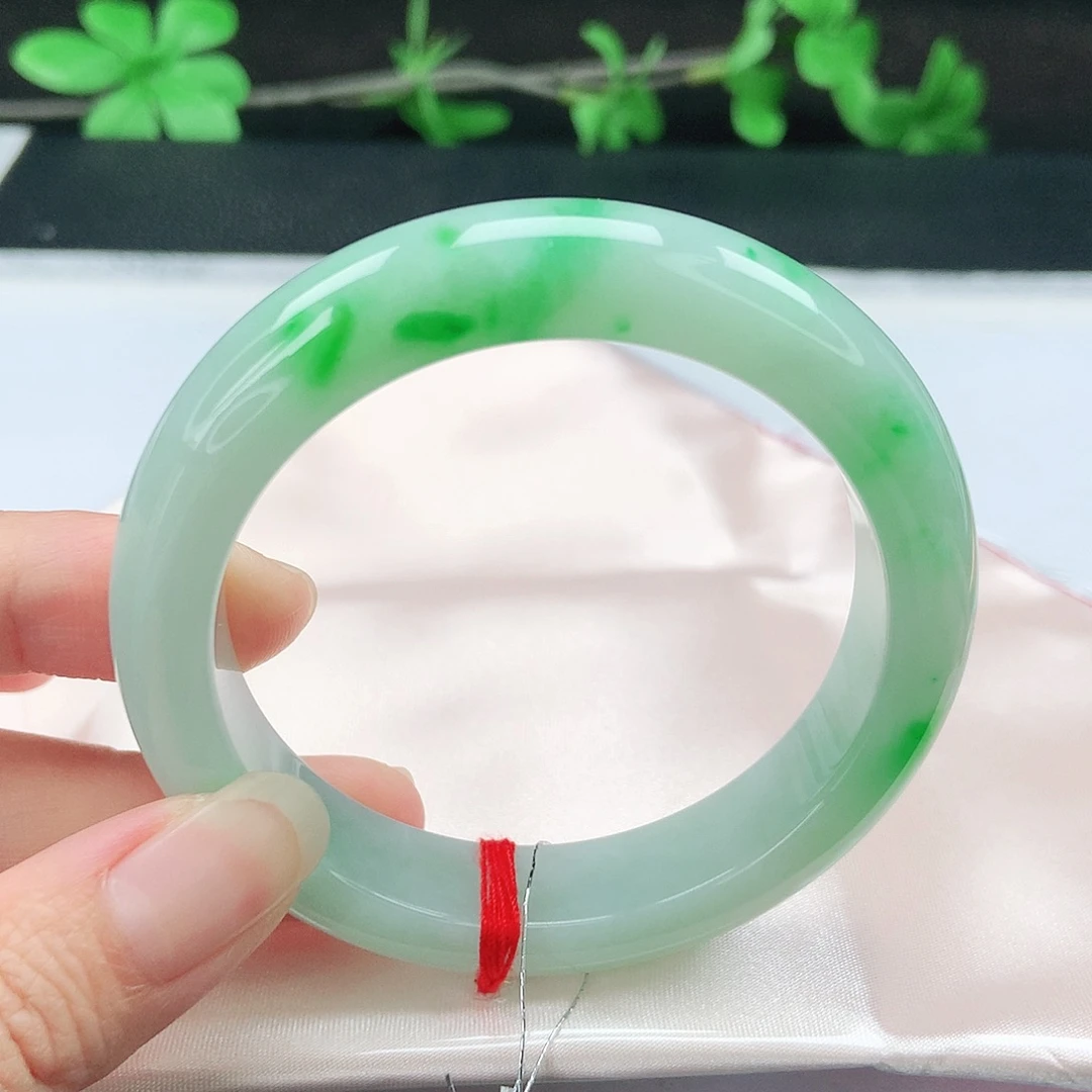 翡翠未镶嵌手镯55圈