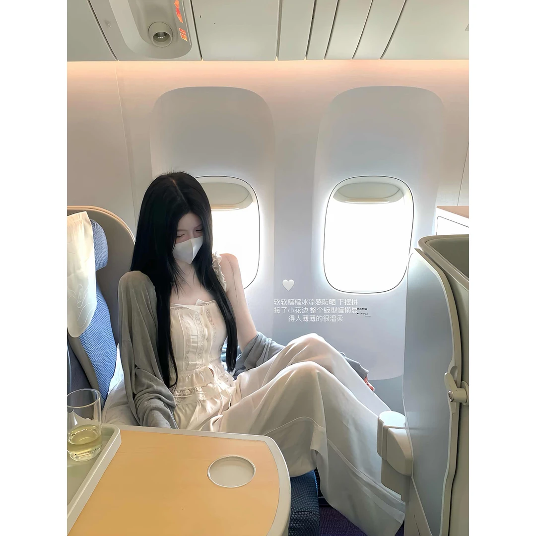 白水女氧气盛夏 针织防晒开衫女宽松独特漂亮小上衣 B50349467