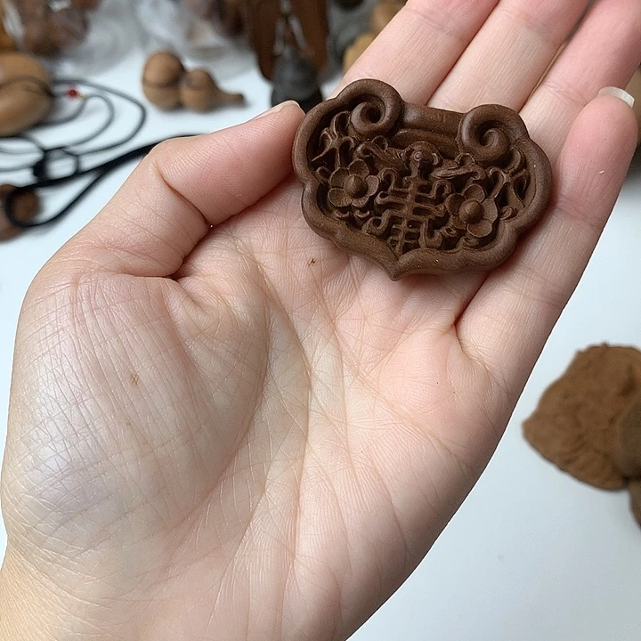 手串/手链檀香木檀香镂空如意锁