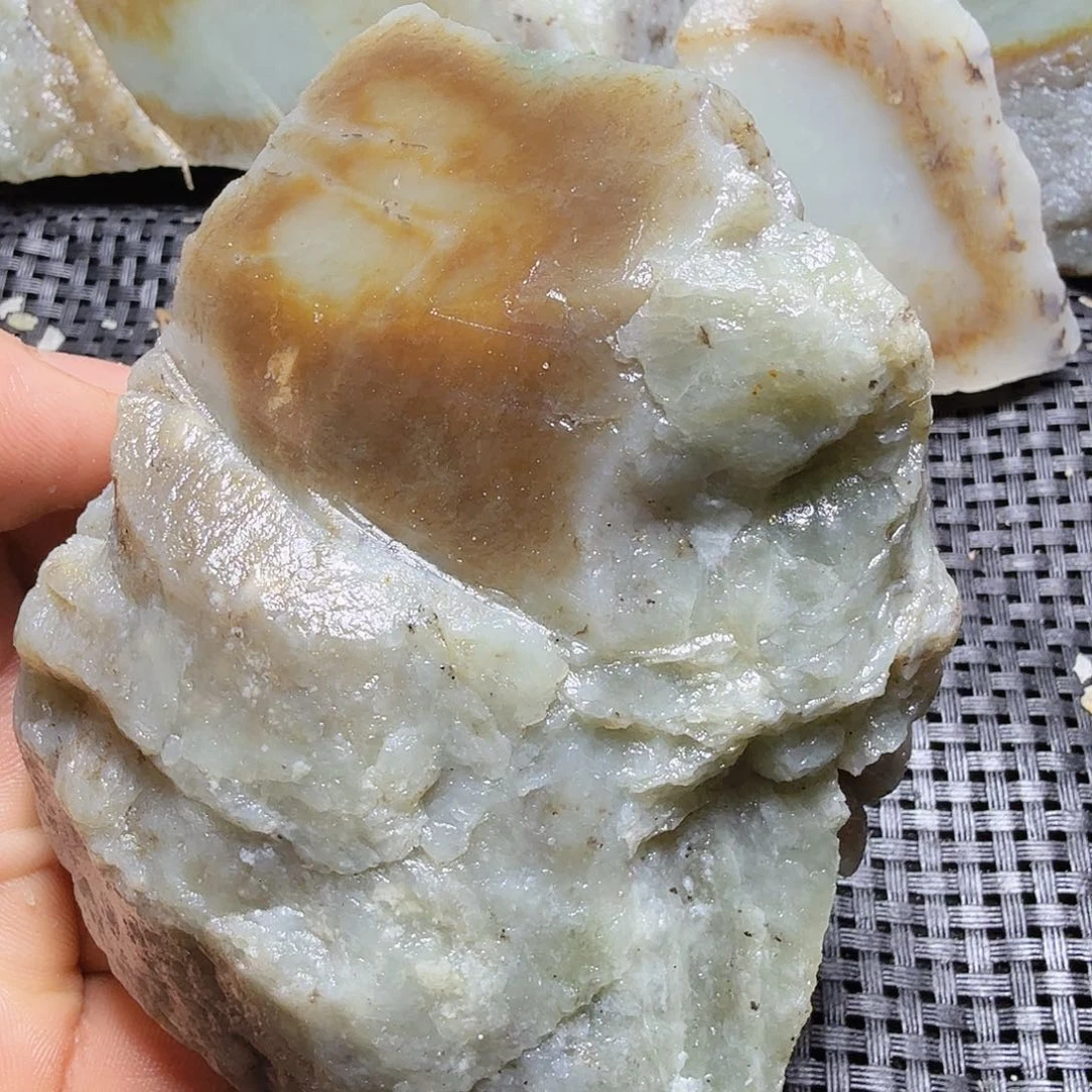 和田玉（糖玉）未镶嵌珠宝半成品