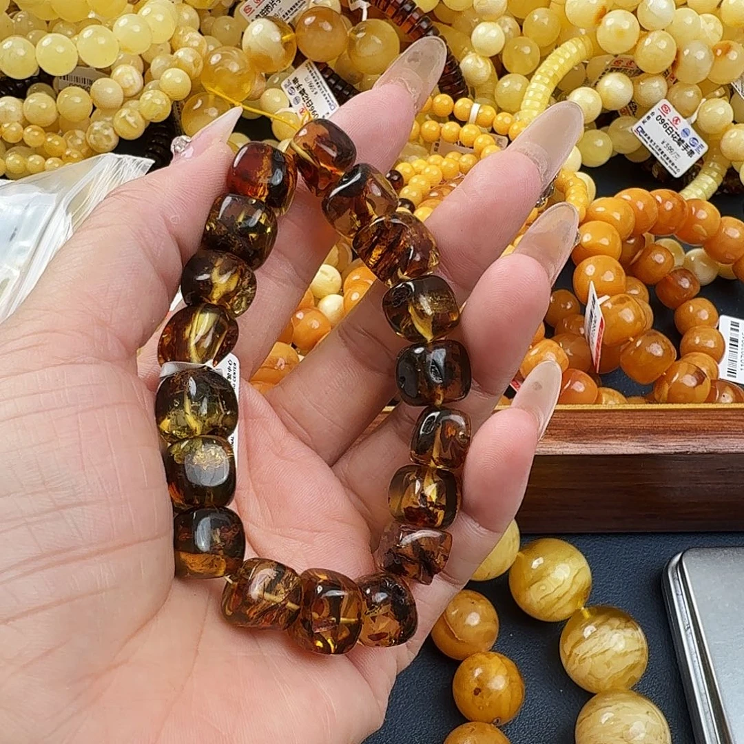 琥珀未镶嵌珠宝奇石