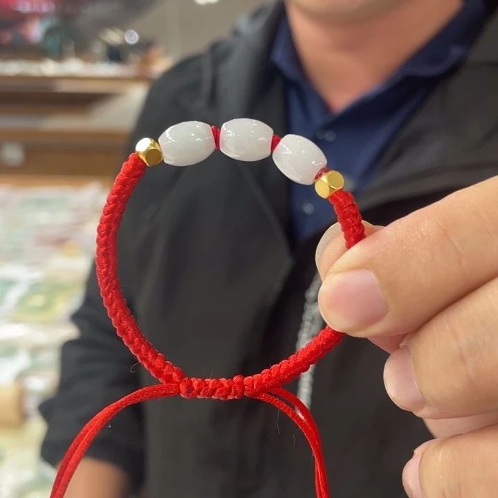 翡翠未镶嵌手绳手绳