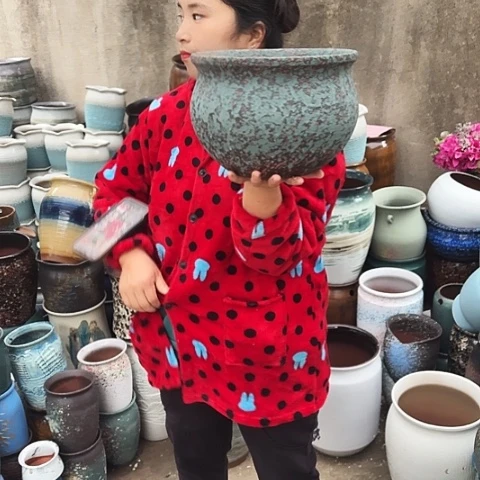 口25高18一个盆子。